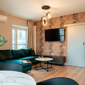 Appartement Mennica, Varsovie