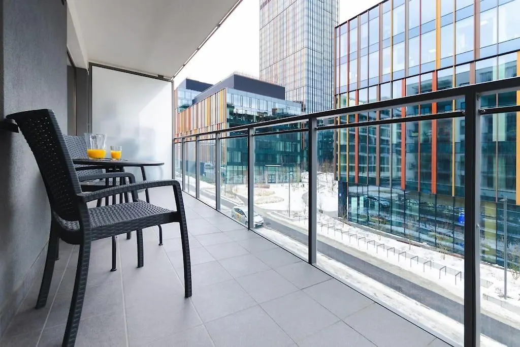Sempre Warszawa-Smart Tv-Netflix-Amazing Location Apartment 0*, Warsaw Poland